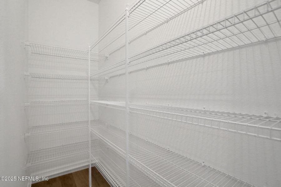 Spacious, unfurnished interior of a new home in Jennings Farm, Middleburg (Image 42). Spacious, unfurnished interior of a new home in Jennings Farm, Middleburg (Image 42).