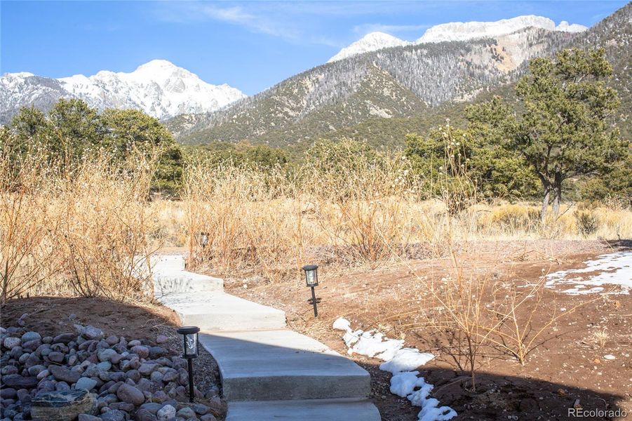 Image 34 of a home in .