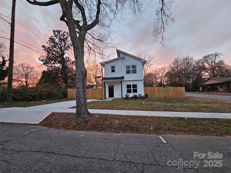 Front exterior of a new home in , Shelby, NC, highlighting curb appeal (Image 20). Front exterior of a new home in , Shelby, NC, highlighting curb appeal (Image 20).