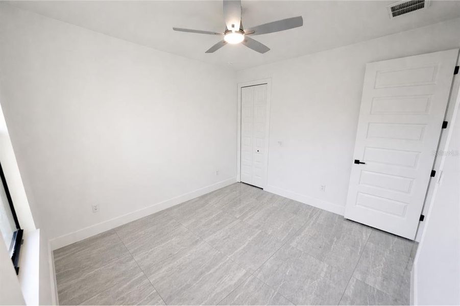 Spacious, unfurnished interior of a new home in , Lehigh Acres (Image 22).