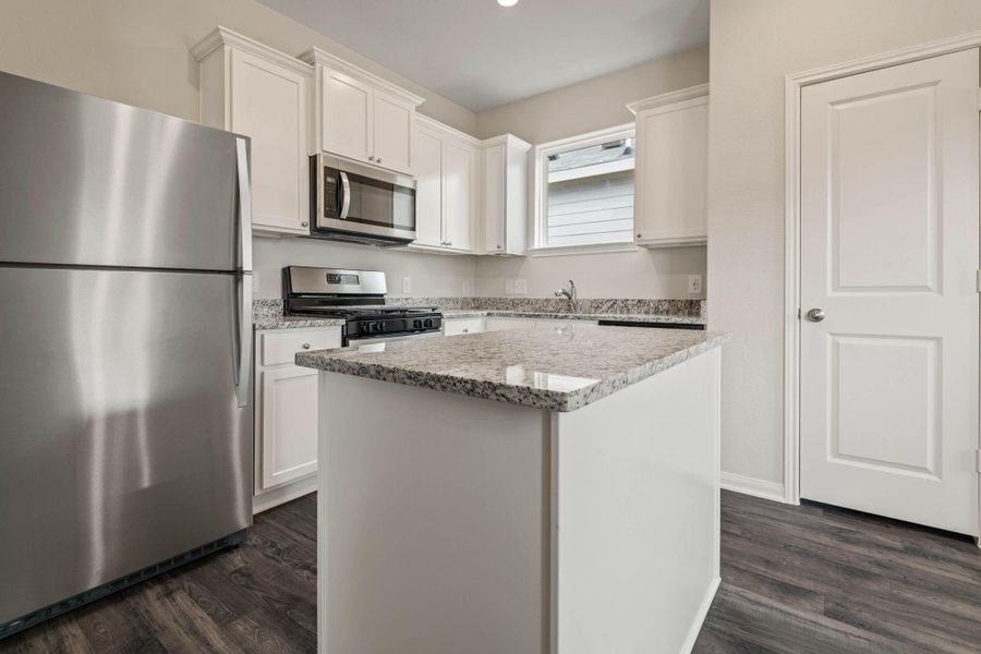 Furnished interior view inside a new home in Trails at Cochran Ranch, Waller (Image 11).