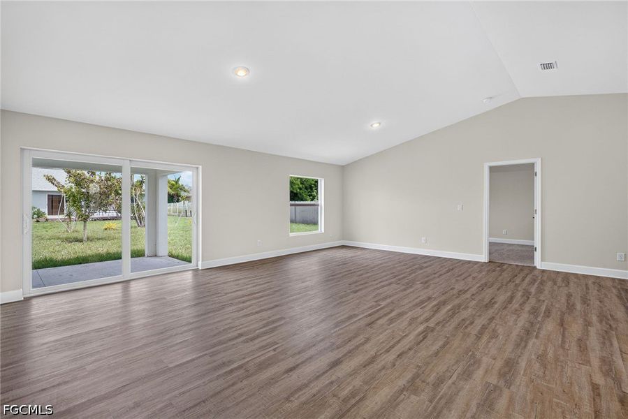 Spacious, unfurnished interior of a new home in Cape Coral, Cape Coral (Image 17). Spacious, unfurnished interior of a new home in Cape Coral, Cape Coral (Image 17).