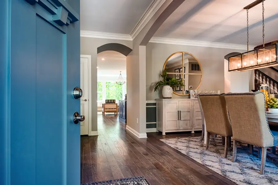 Representative furnished interior of a home built from the Everett by Fischer Homes in Stonehaven, Winder (Image 5).