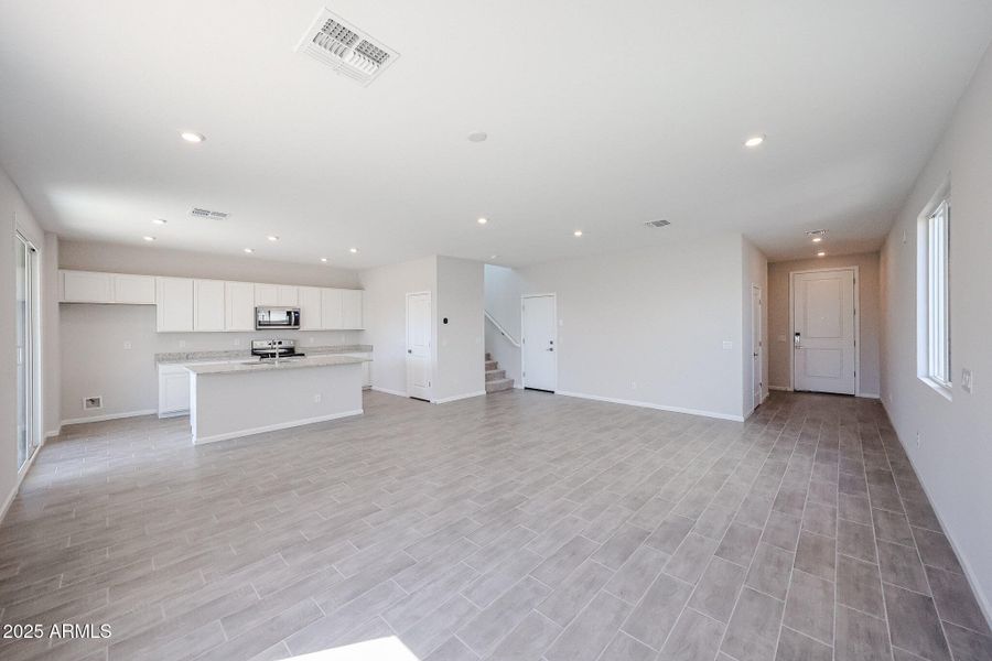 04_Home-for-Sale-Apache-Junction_Radiant