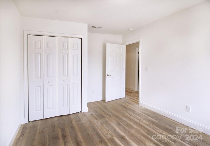 Spacious, unfurnished interior of a new home in , Mars Hill (Image 14).