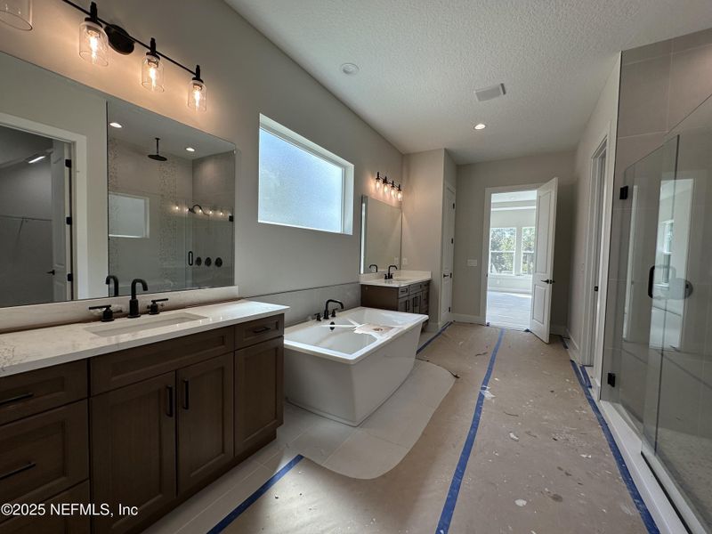 Furnished interior view inside a new home in SilverLeaf, St. Augustine (Image 6).