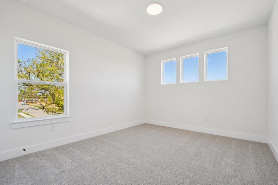 Spacious, unfurnished interior of a new home in , Round Rock (Image 33).
