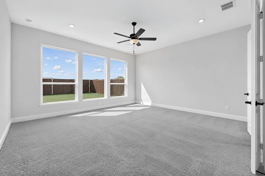 Spacious, unfurnished interior of a new home in The Ridge at Northlake, Northlake (Image 14).