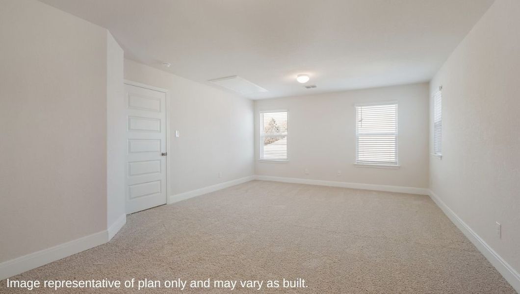 Representative unfurnished interior of a home built from the The Hondo by D.R. Horton in Steele Creek, Cibolo (Image 21).