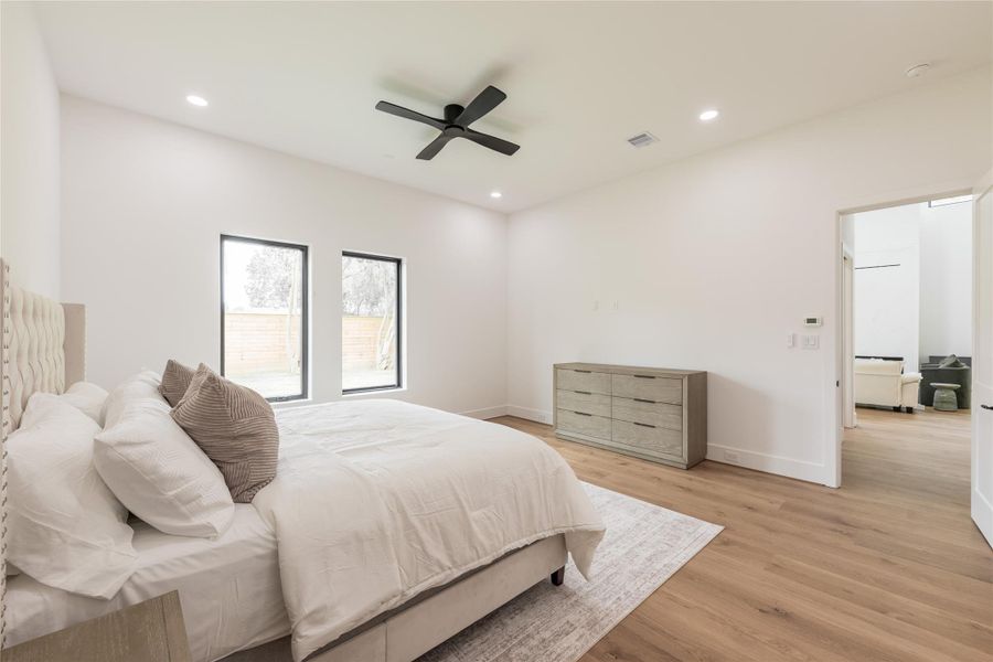 Furnished interior view inside a new home in , Houston (Image 40).
