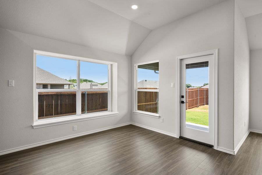 Spacious, unfurnished interior of a new home in Waterford Park, Weatherford (Image 15). Spacious, unfurnished interior of a new home in Waterford Park, Weatherford (Image 15).