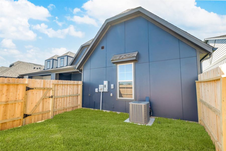 Exterior details and patio area of a home in , Sealy (Image 20).