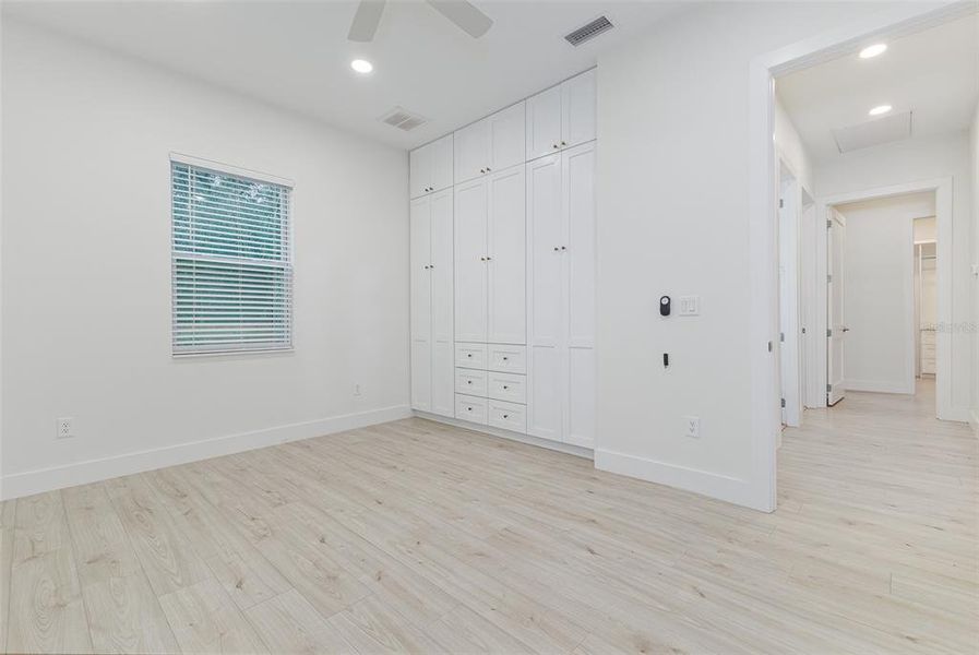 Spacious, unfurnished interior of a new home in , Bartow (Image 26). Spacious, unfurnished interior of a new home in , Bartow (Image 26).