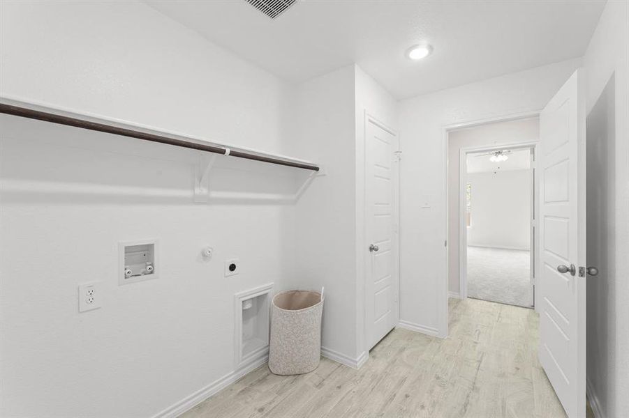 704 Stone Eagle-Utility-1