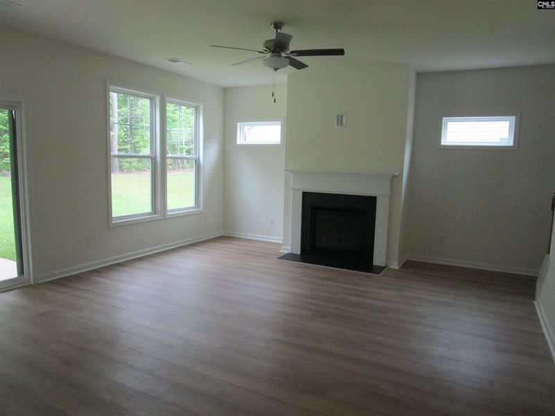 Spacious, unfurnished interior of a new home in Boykin Hills, Chapin (Image 20).