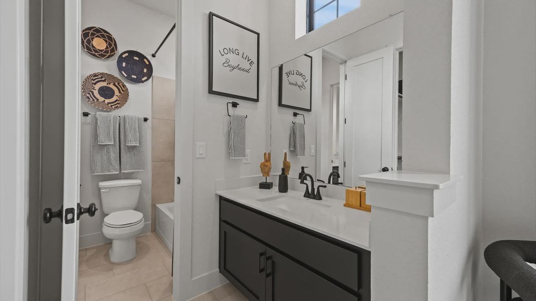 Representative furnished interior of a home built from the Drios by Chesmar Homes in 6 Creeks, Kyle (Image 6). Representative furnished interior of a home built from the Drios by Chesmar Homes in 6 Creeks, Kyle (Image 6).
