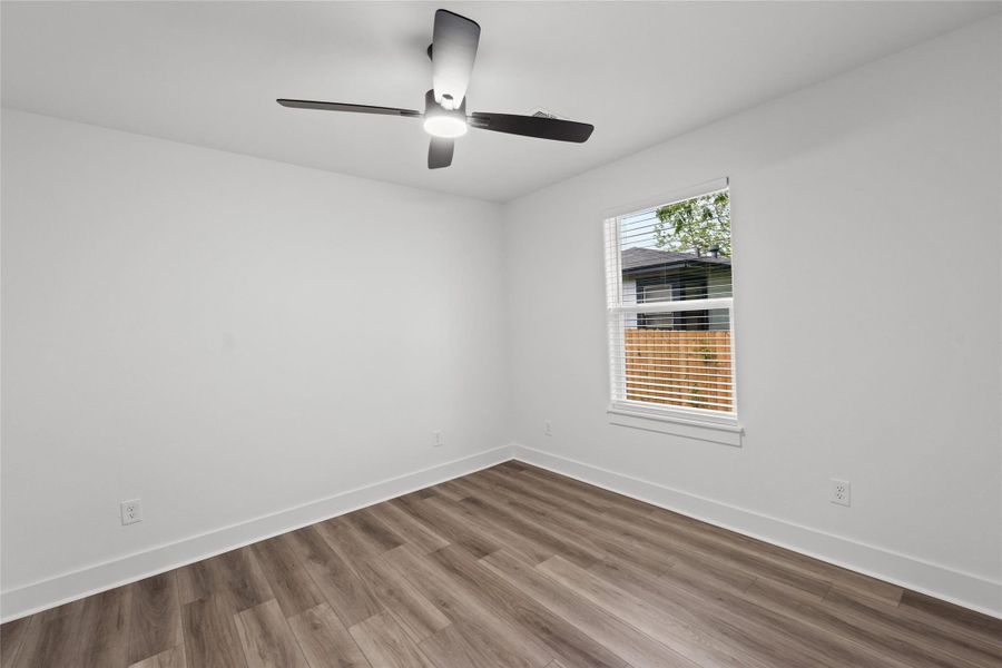 Spacious, unfurnished interior of a new home in , Brenham (Image 15).