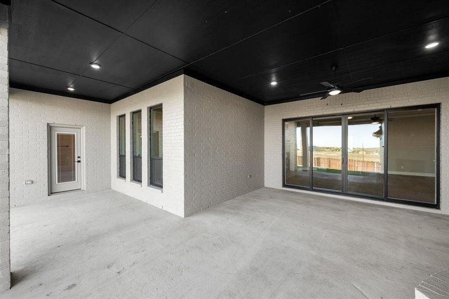 213 Bel Grand- patio-2 213 Bel Grand- patio-2