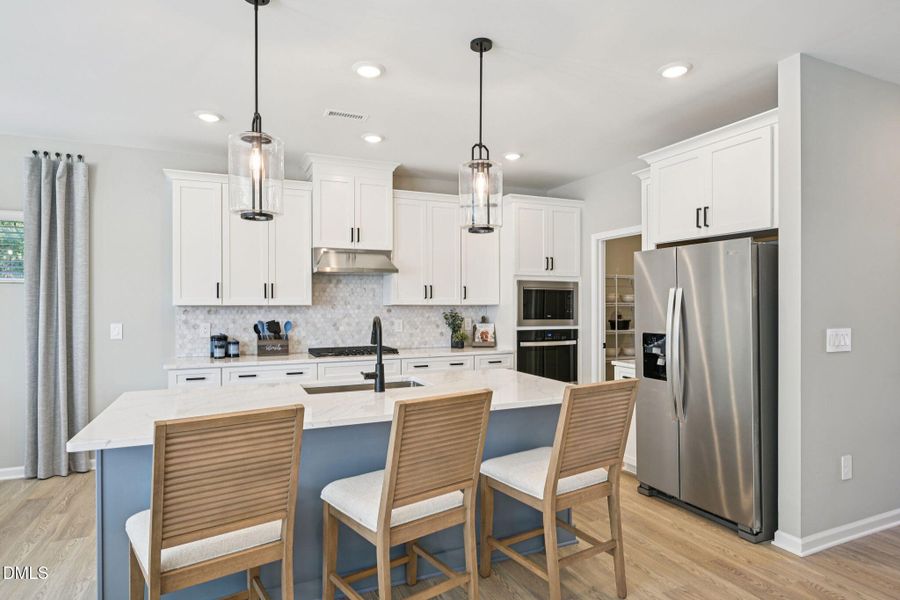 12 - Kitchen 12 - Kitchen