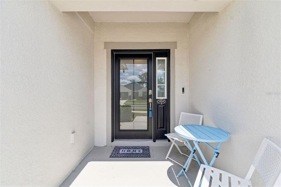 Exterior details and patio area of a home in , Zephyrhills (Image 3).