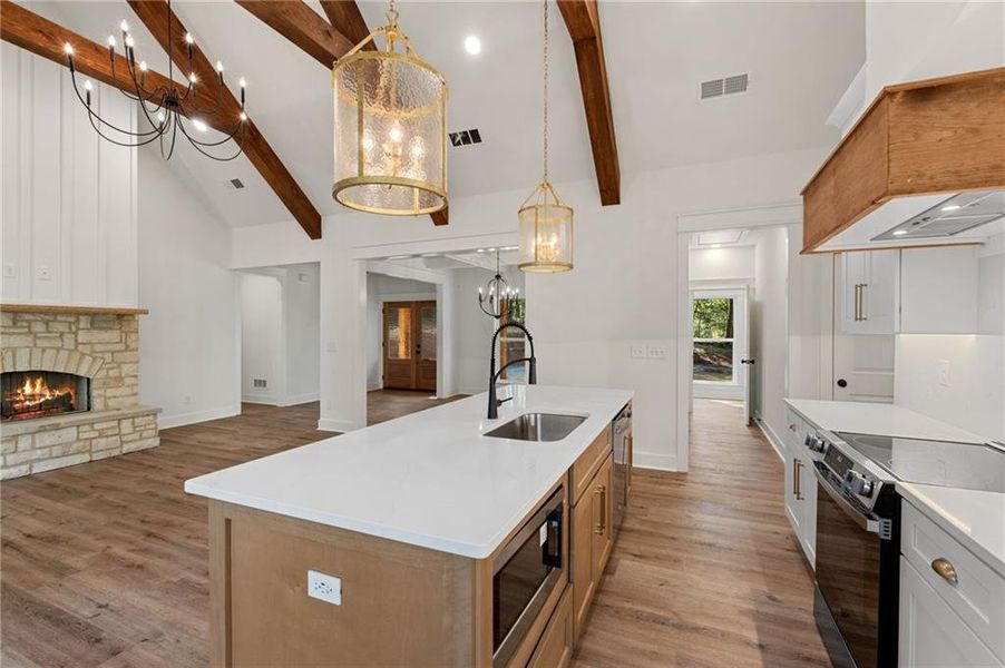 Furnished interior view inside a new home in , Dahlonega (Image 13).