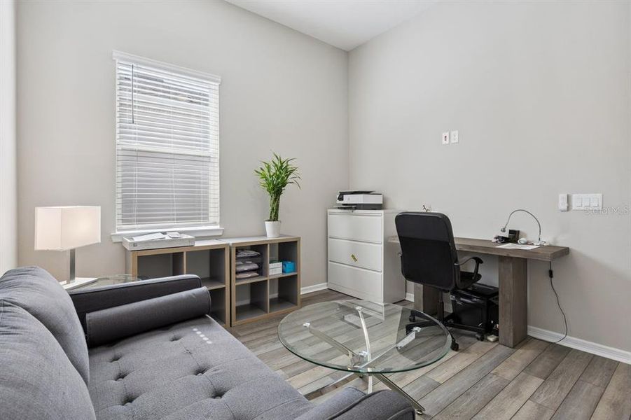 Furnished interior view inside a new home in , Winter Garden (Image 27).