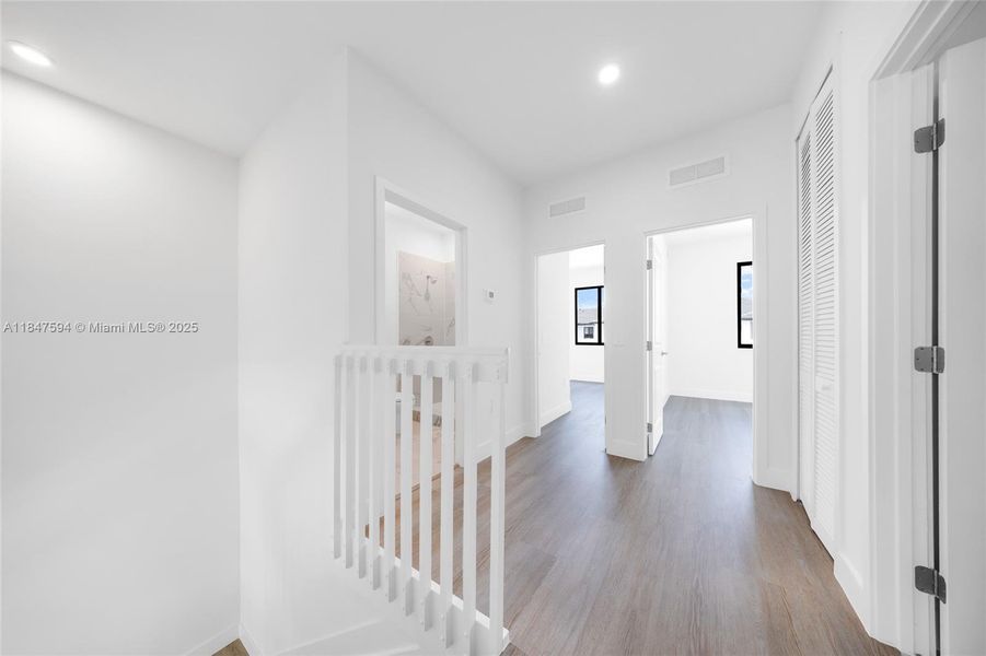 Spacious, unfurnished interior of a new home in , Homestead (Image 29).