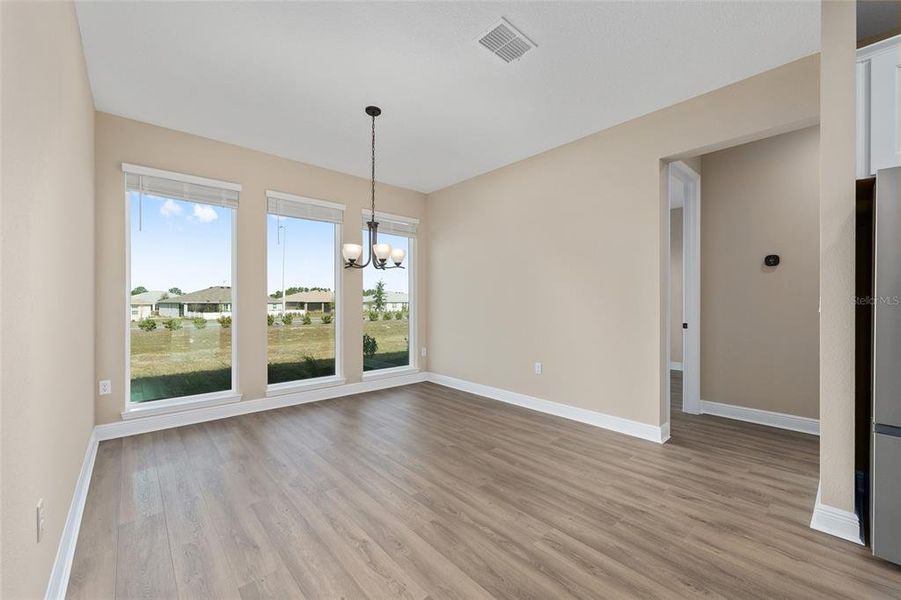 Spacious, unfurnished interior of a new home in , Ocala (Image 17).