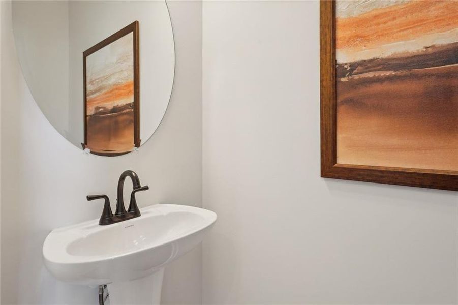 Close-up of interior finishes inside a home in Oakmont, Dallas (Image 20).