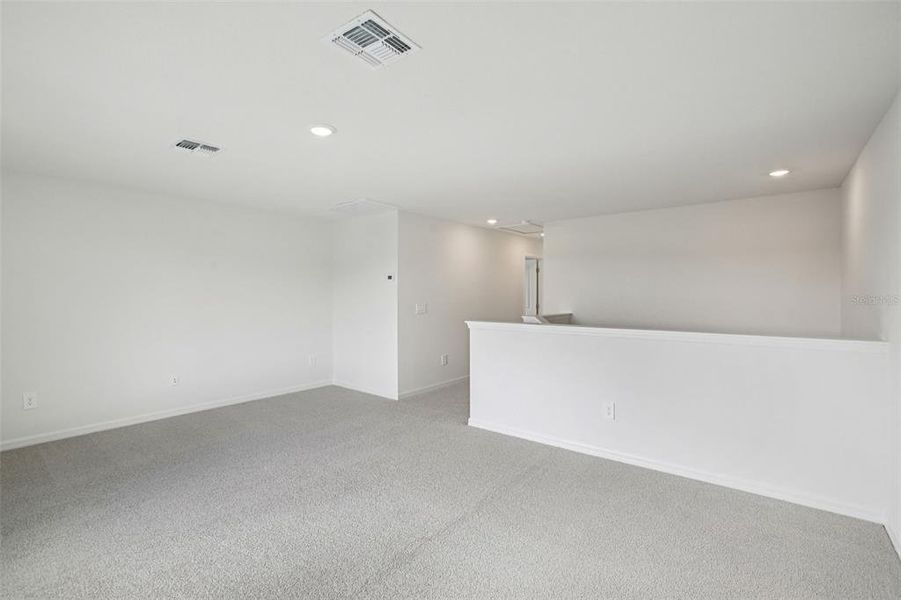 Spacious, unfurnished interior of a new home in Two Rivers - Classic Series, Zephyrhills (Image 35).