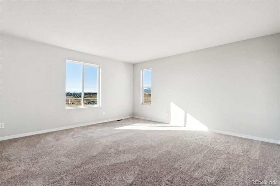 Spacious, unfurnished interior of a new home in Bradley Heights, Colorado Springs (Image 16).