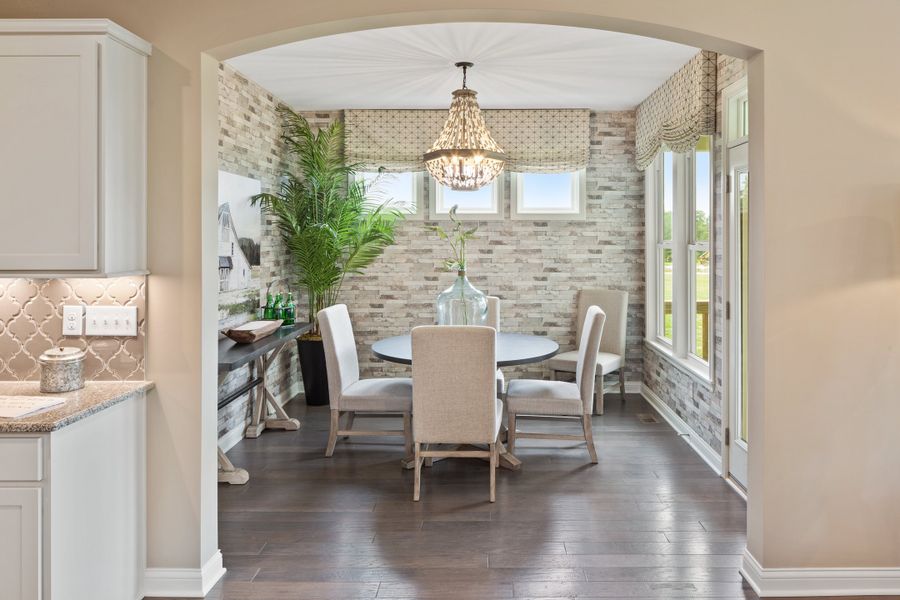 Representative furnished interior of a home built from the Everett by Fischer Homes in Stonehaven, Winder (Image 18).