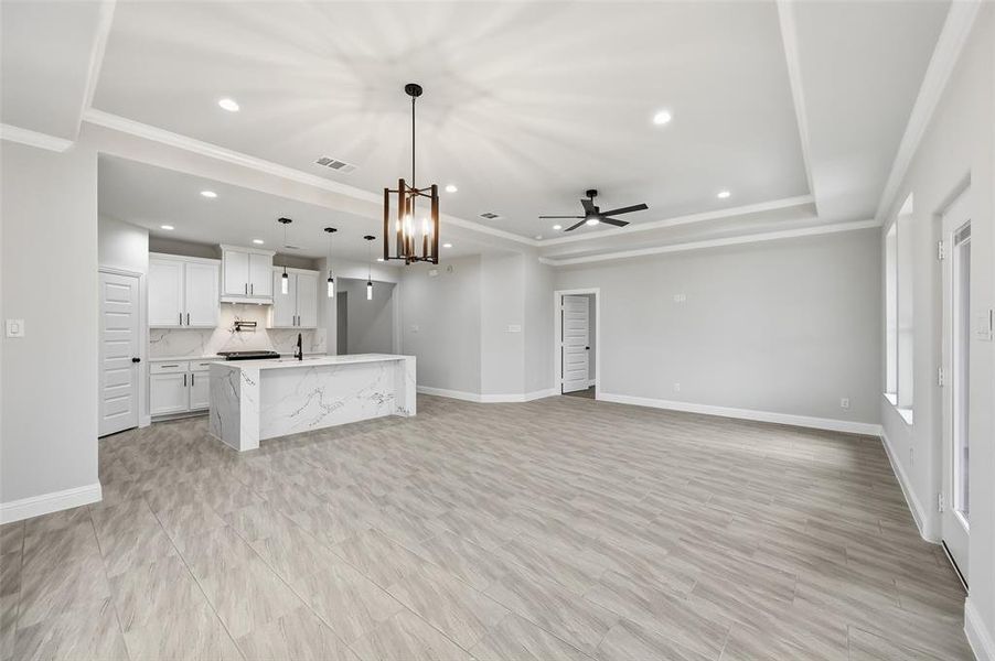 Spacious, unfurnished interior of a new home in , Corsicana (Image 16).