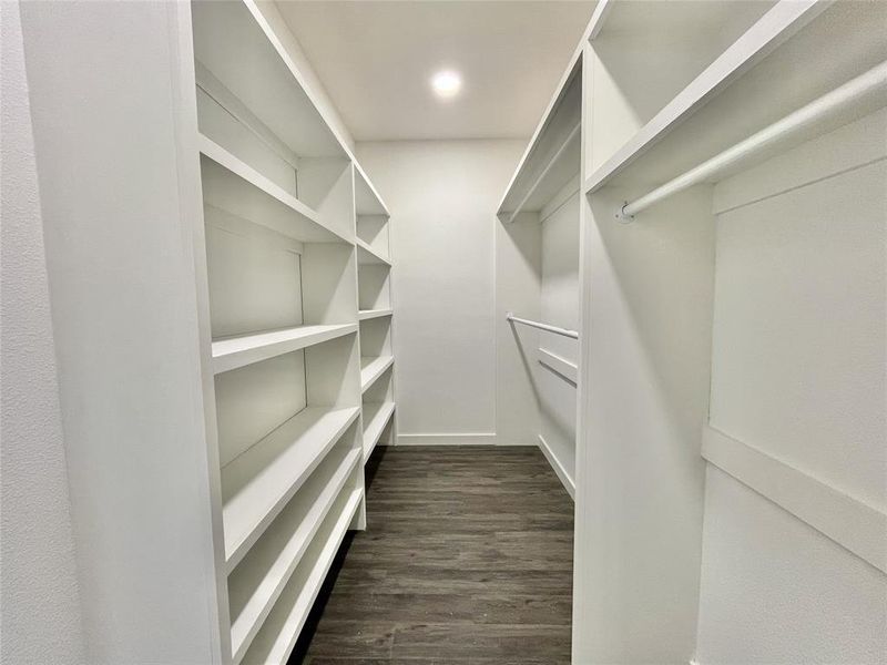 Spacious, unfurnished interior of a new home in , Mineral Wells (Image 21).