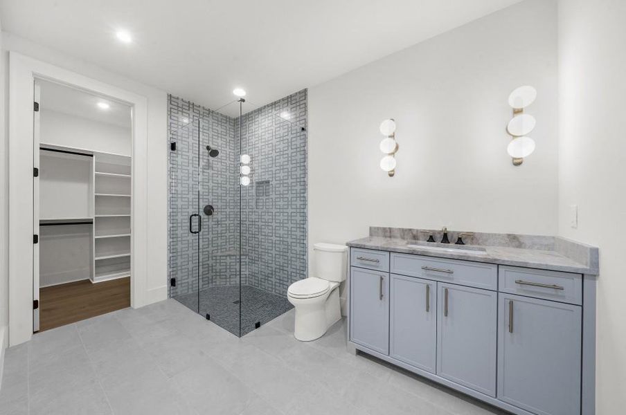 Furnished interior view inside a new home in , Alpharetta (Image 15).
