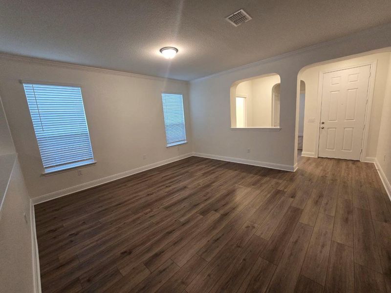 Spacious, unfurnished interior of a new home in McKinney Crossing, Austin (Image 17). Spacious, unfurnished interior of a new home in McKinney Crossing, Austin (Image 17).