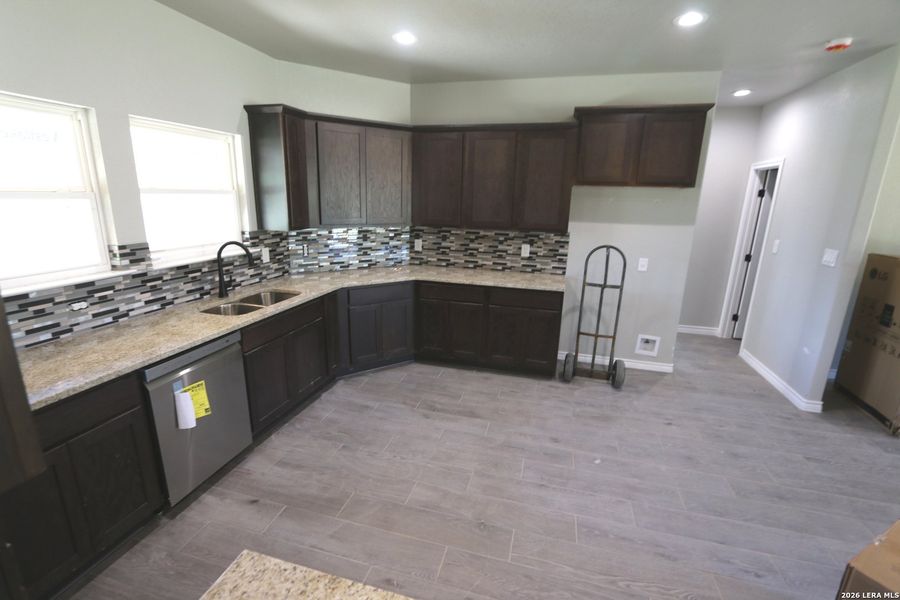 Furnished interior view inside a new home in , La Vernia (Image 6). Furnished interior view inside a new home in , La Vernia (Image 6).