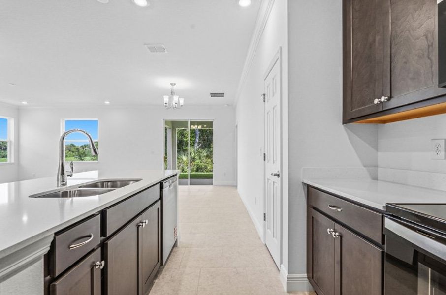 Furnished interior view inside a new home in Eden Hills, Lake Alfred (Image 10).