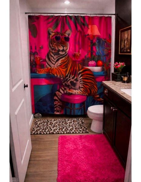 2nd full bath - combo shower and tub