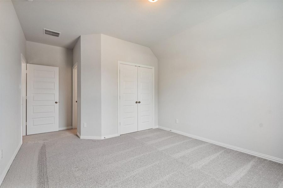 Spacious, unfurnished interior of a new home in The Woodlands Hills, Willis (Image 12).