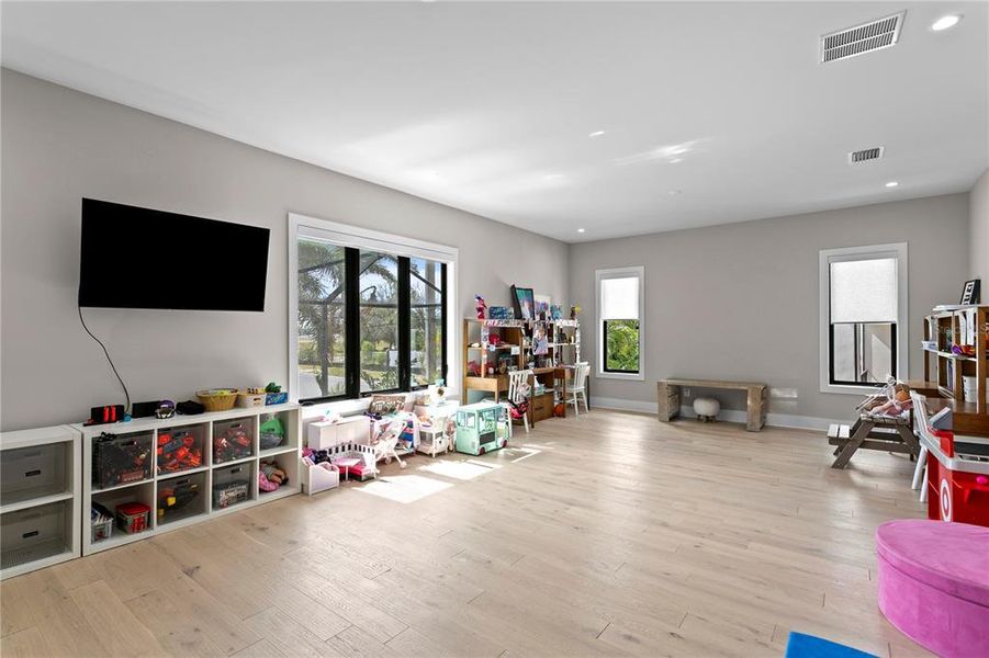 Furnished interior view inside a new home in , Tampa (Image 17). Furnished interior view inside a new home in , Tampa (Image 17).