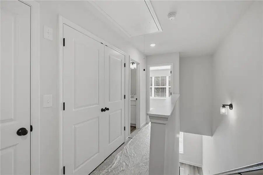 Spacious, unfurnished interior of a new home in , Mableton (Image 30).