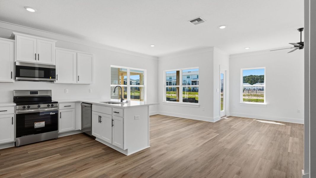 Furnished interior view inside a new home in Colonial East, Panama City Beach (Image 5). Furnished interior view inside a new home in Colonial East, Panama City Beach (Image 5).