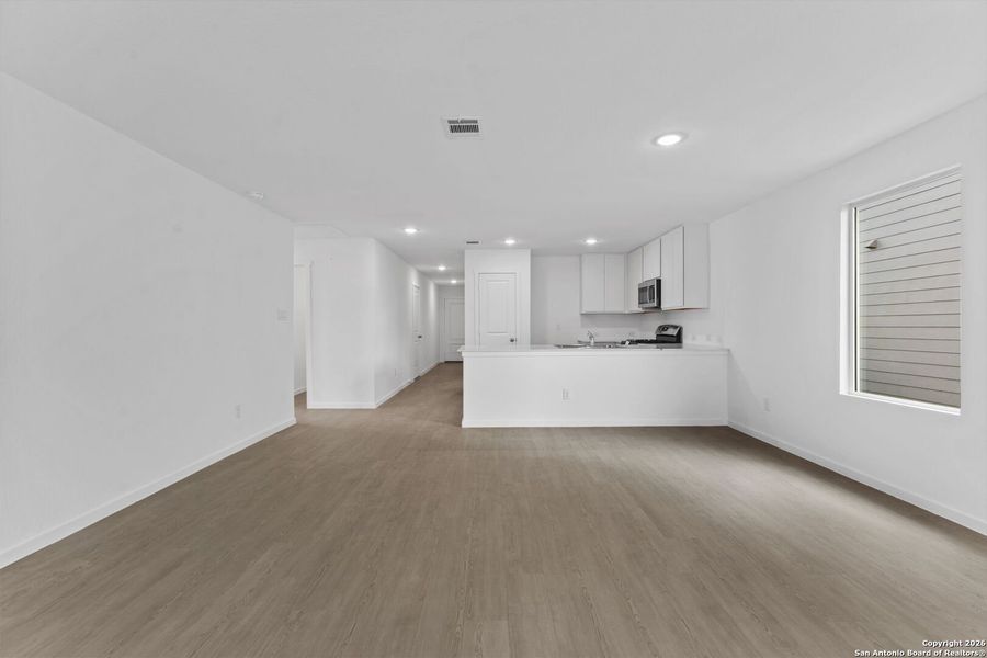 Spacious, unfurnished interior of a new home in Voss Farms: Watermill Collection, New Braunfels (Image 10). Spacious, unfurnished interior of a new home in Voss Farms: Watermill Collection, New Braunfels (Image 10).