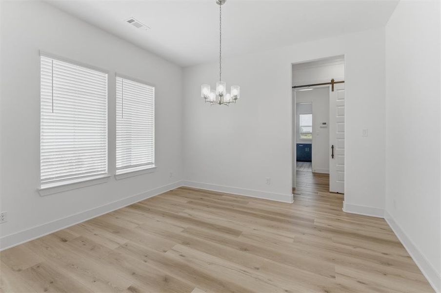 Spacious, unfurnished interior of a new home in Grayson Ridge, Van Alstyne (Image 13).