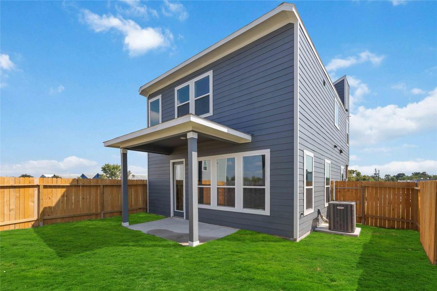 Exterior details and patio area of a home in Alicante, Houston (Image 16). Exterior details and patio area of a home in Alicante, Houston (Image 16).