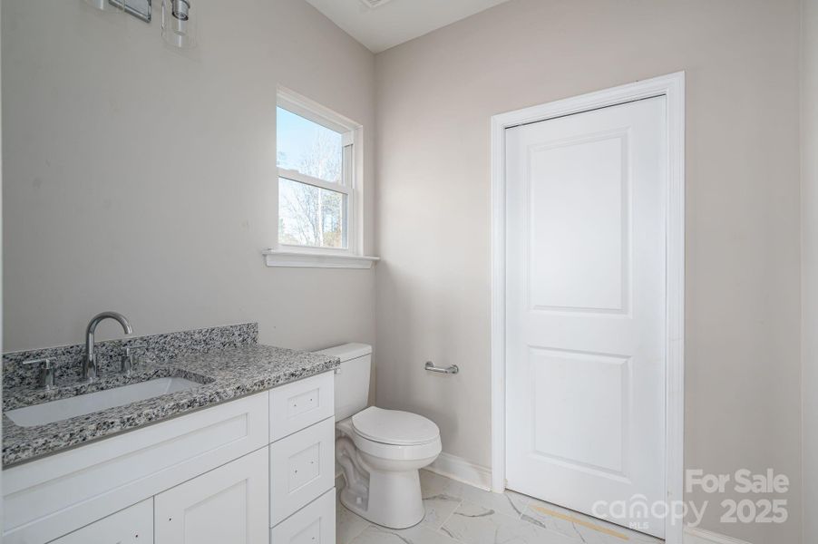 Image 33 of a home in .