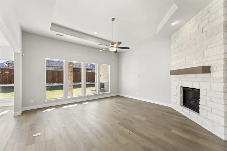 Representative unfurnished interior of a home built from the Portsmouth by Windsor Homes in Nelson Lake Estates, Rockwall (Image 20).