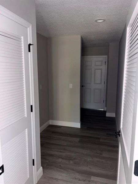Spacious, unfurnished interior of a new home in , Dunnellon (Image 28).