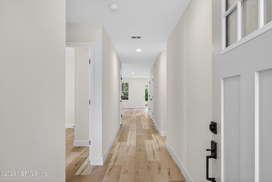 Spacious, unfurnished interior of a new home in , Jacksonville (Image 20). Spacious, unfurnished interior of a new home in , Jacksonville (Image 20).